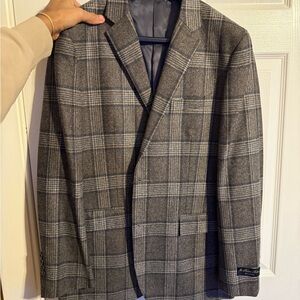 Brooks Brothers Gray Plaid Sport Coat